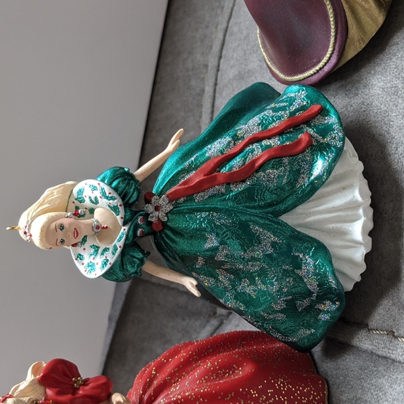 Barbie Christmas Ornaments Hallmark Keepsake Lot of 5 Vintage Holiday Barbie - Picture 4 of 6